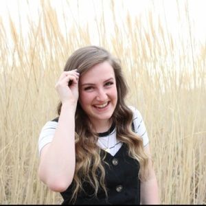 Meet your Posher, Dessi